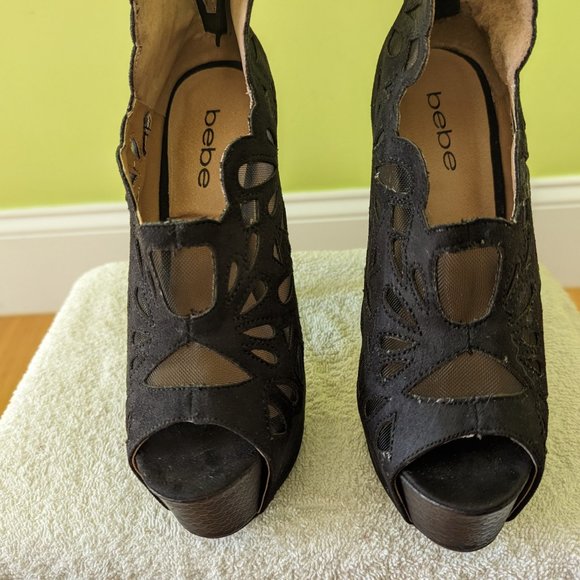 Gorgeous Suede Net Cut Out High Heels BEBE sz 6 Black - Picture 4 of 5